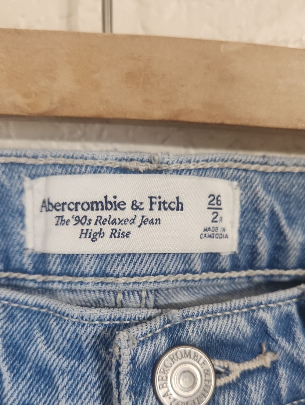 Abercrombie & Fitch The 90s Relaxed High Rise Carpenter Style Size 26/2R - Picture 5 of 11